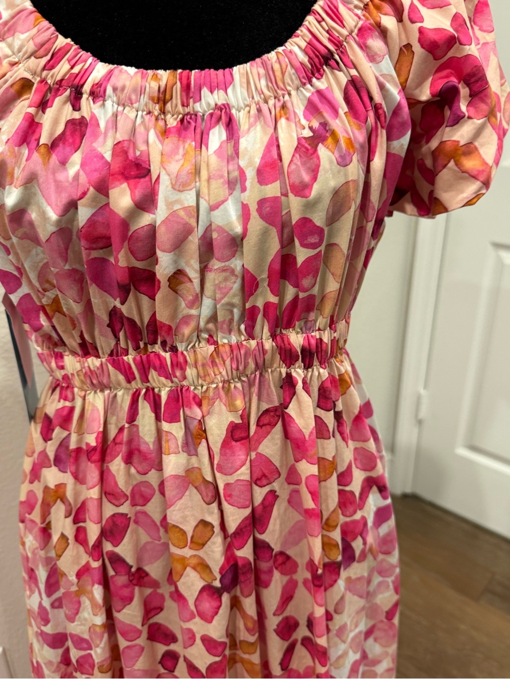 Tyler Boe Pink & Gold Leaf-Print Maxi Dress